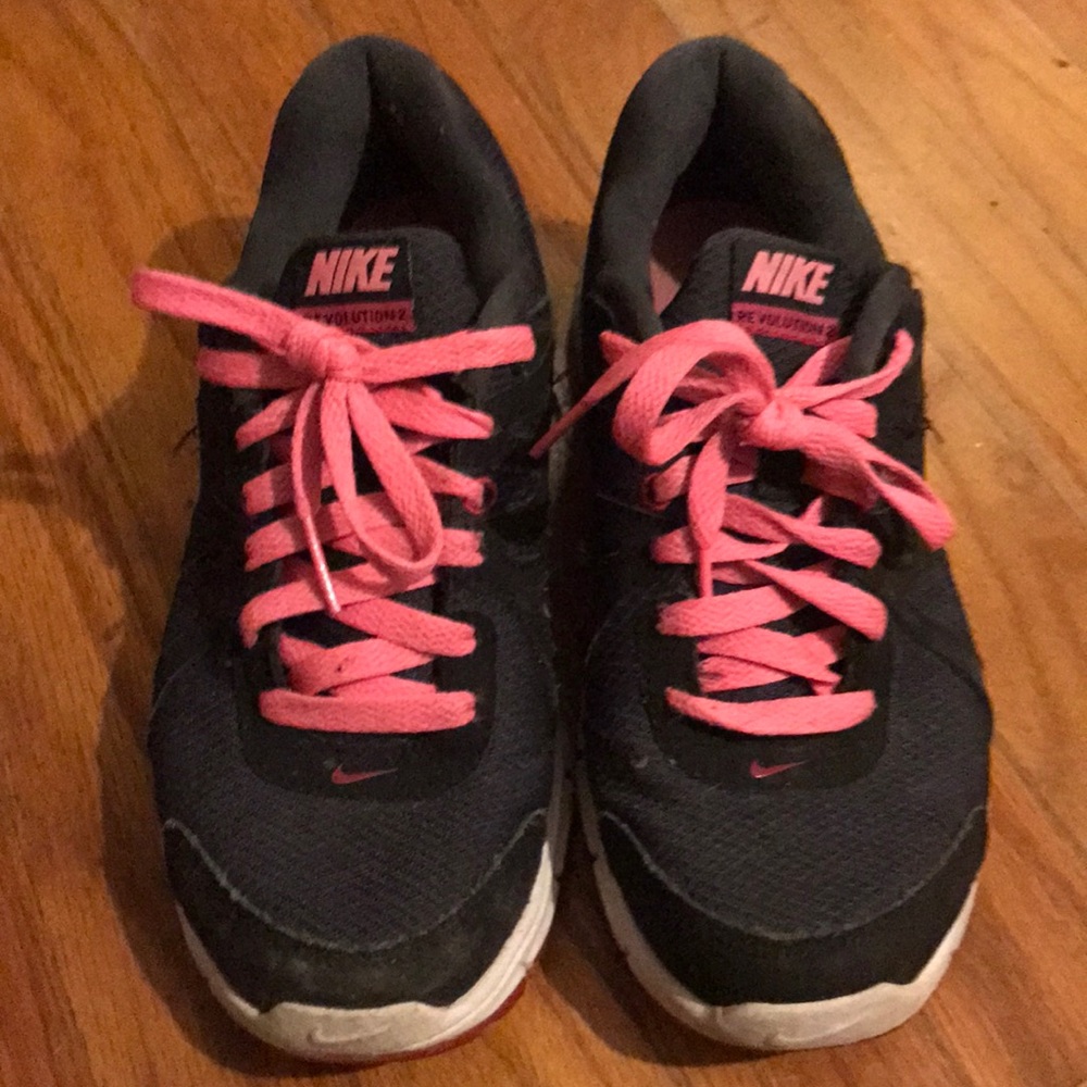 Women's Nikes. Size 7